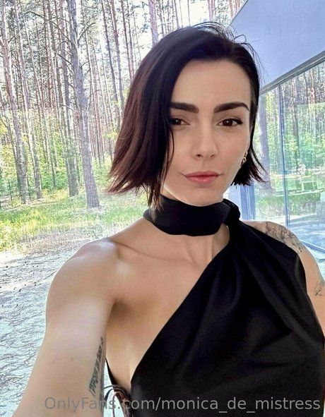 Monica_de_mistress