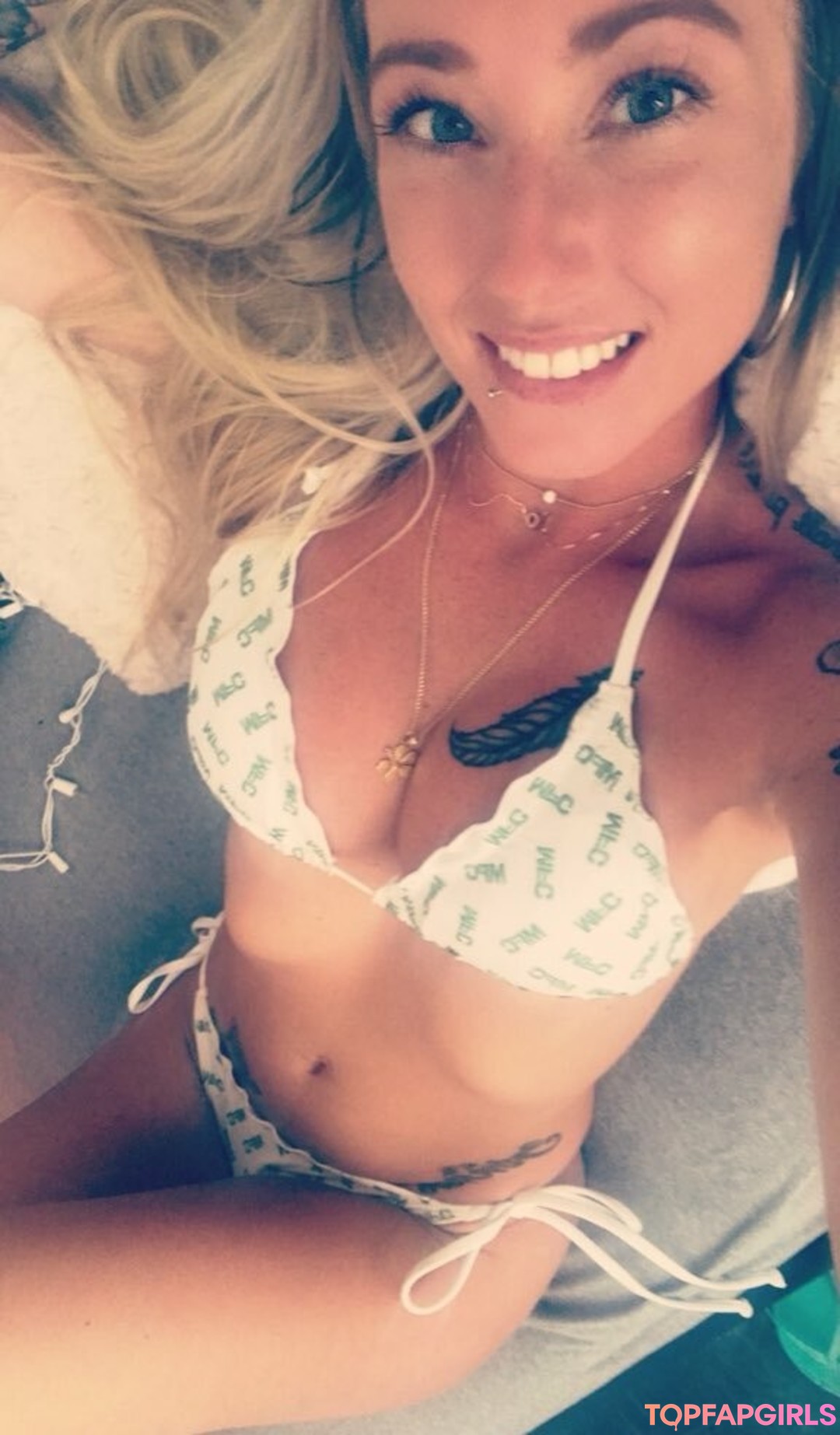 Photo nue de fuite OnlyFans de Ashlynxdiamond #103 Photo nue de fuite OnlyFans de Ashlynxdiamond #103