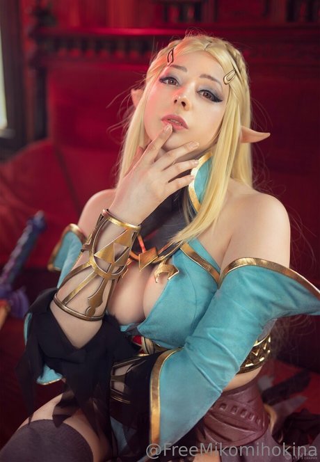 Mikomi Hokina