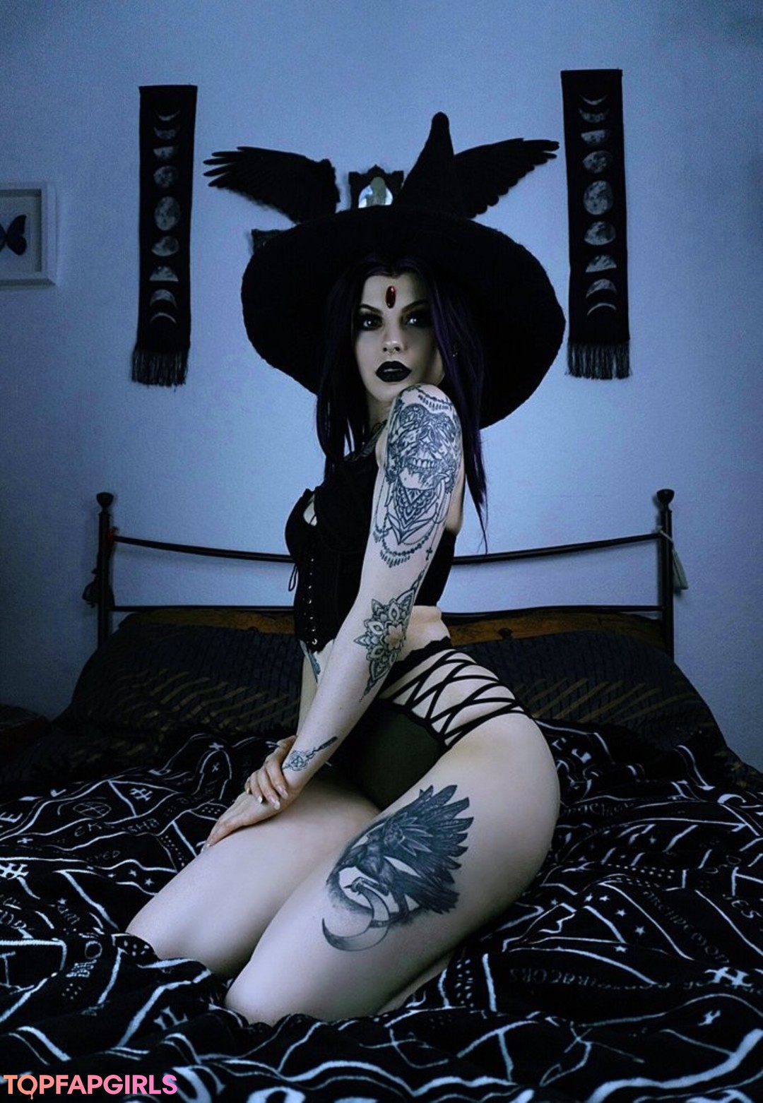 Photo nue de fuite OnlyFans de Faerieblossom #72 Photo nue de fuite OnlyFans de Faerieblossom #72