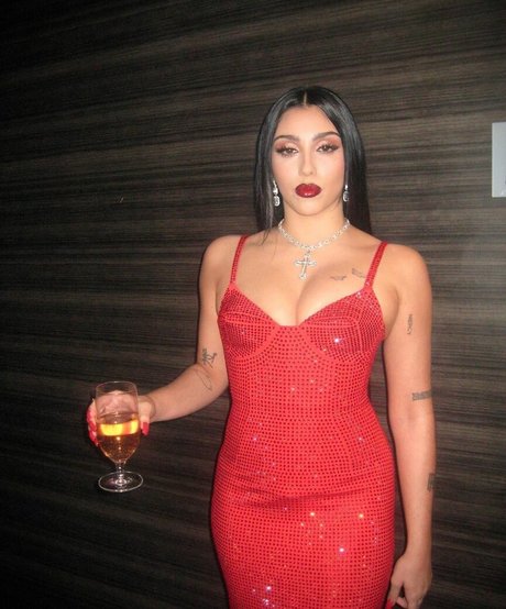 Lourdes Leon