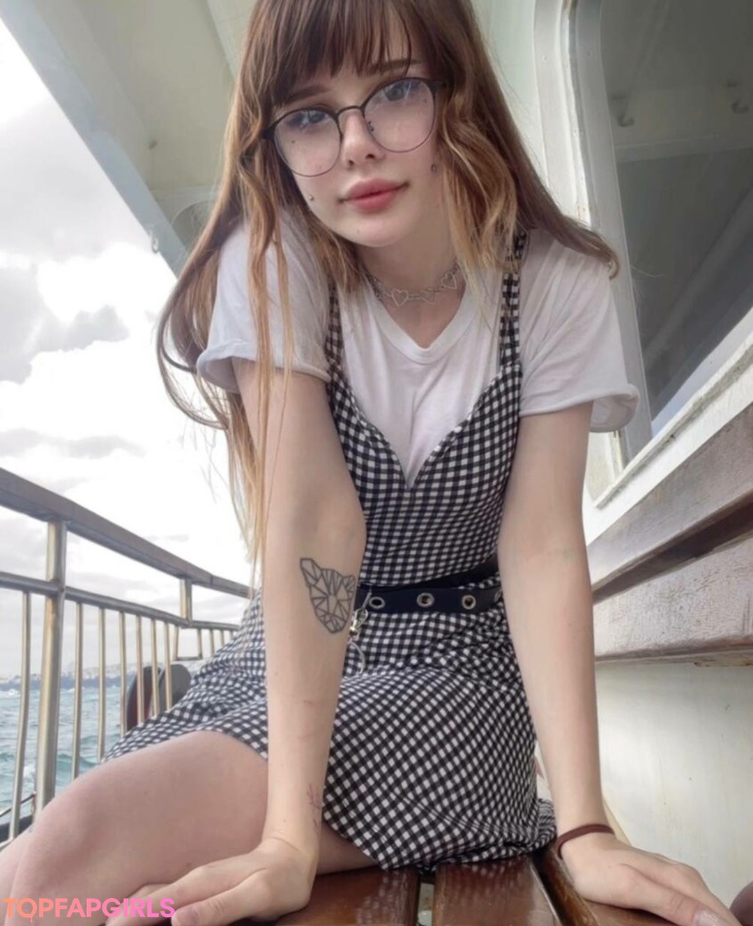 Photo nue de fuite OnlyFans de Frauleinmilk #166 Photo nue de fuite OnlyFans de Frauleinmilk #166