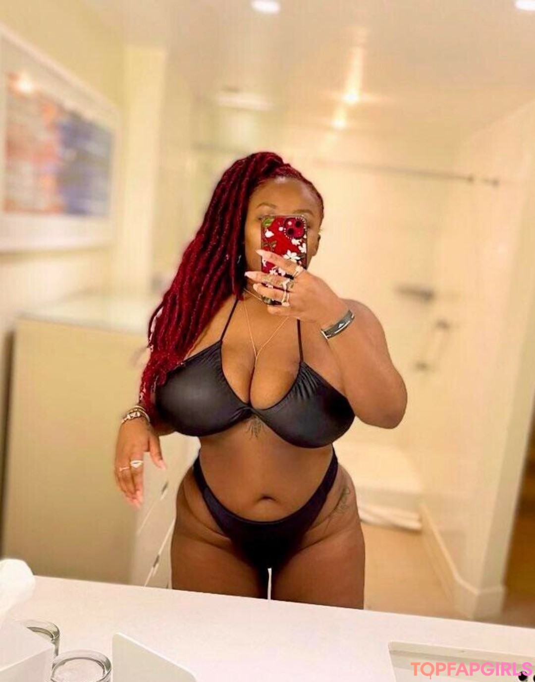 Photo nue de fuite OnlyFans de Msolurin #7 Photo nue de fuite OnlyFans de Msolurin #7