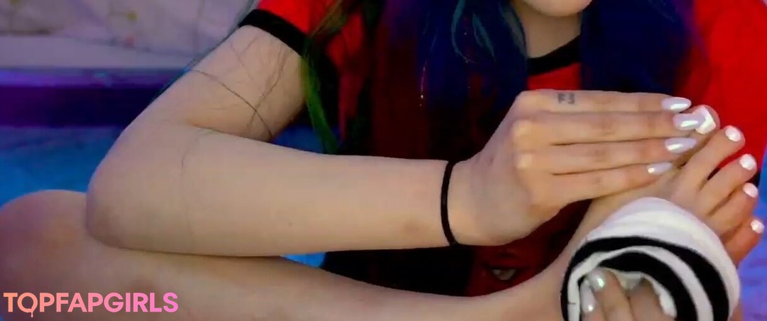 Photo nue de fuite OnlyFans de Kati3kat #26 Photo nue de fuite OnlyFans de Kati3kat #26