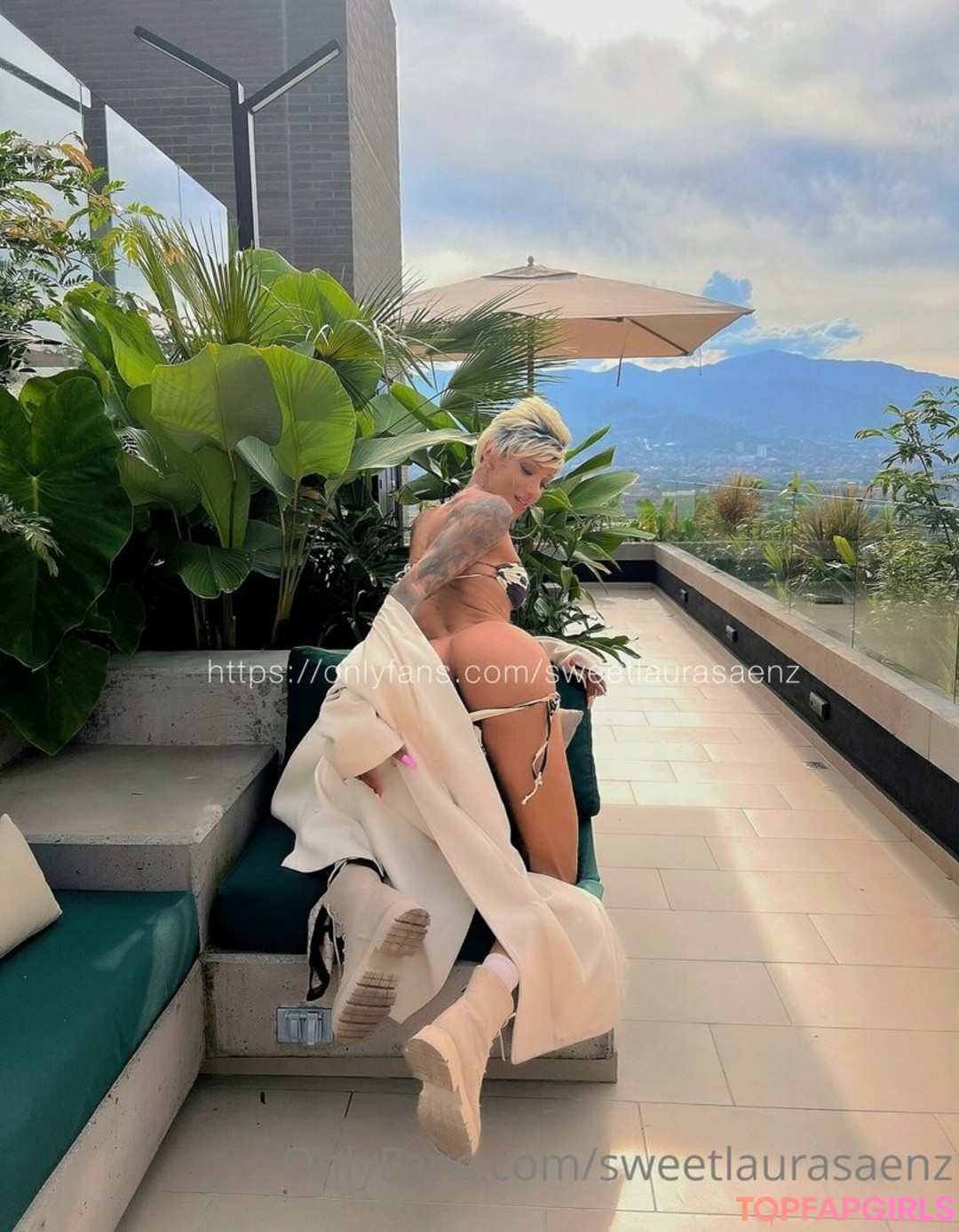 Photo nue de fuite OnlyFans de Sweetlaurasaenz #8 Photo nue de fuite OnlyFans de Sweetlaurasaenz #8