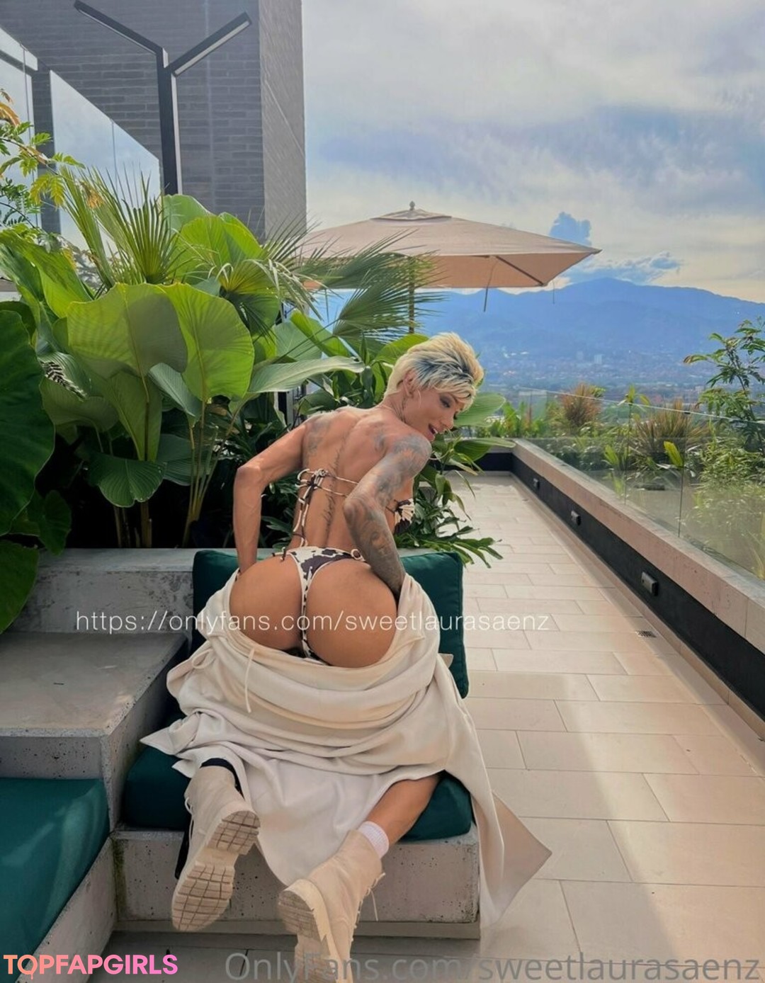 Photo nue de fuite OnlyFans de Sweetlaurasaenz #9 Photo nue de fuite OnlyFans de Sweetlaurasaenz #9