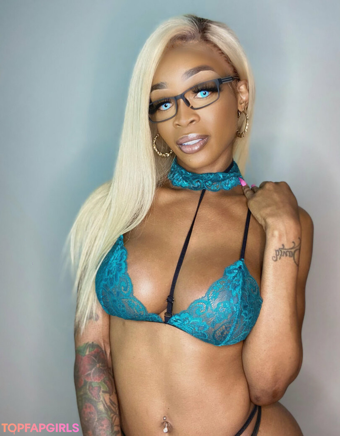 Photo nue de fuite OnlyFans de Samanthaporsha #8 Photo nue de fuite OnlyFans de Samanthaporsha #8