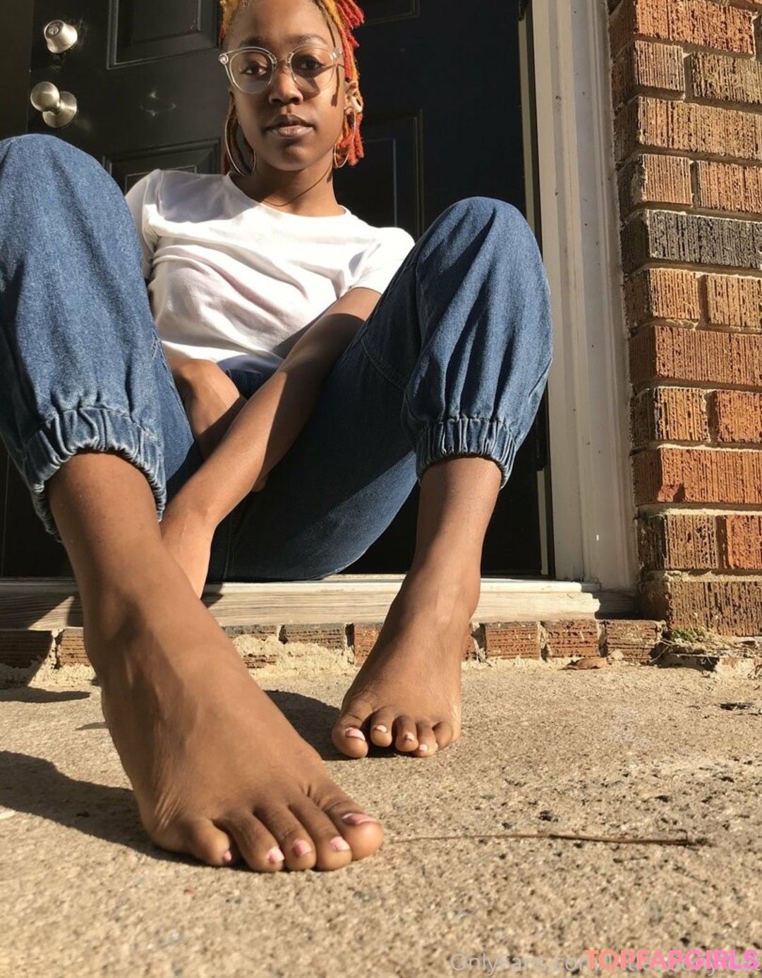 Photo nue de fuite OnlyFans de Littleebonyfeet #26 Photo nue de fuite OnlyFans de Littleebonyfeet #26