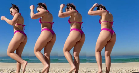 Larissa Manoela