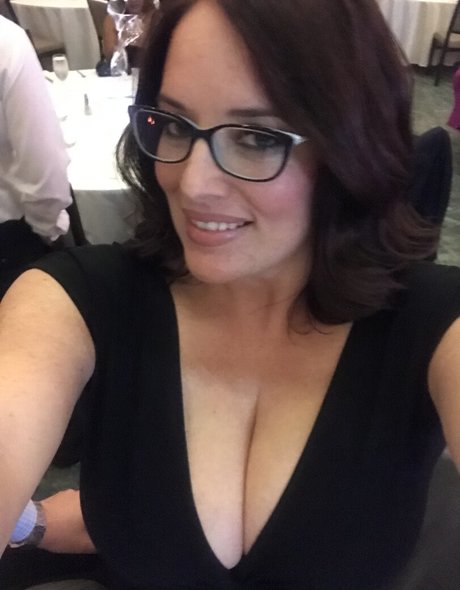 Maggiegreenlive