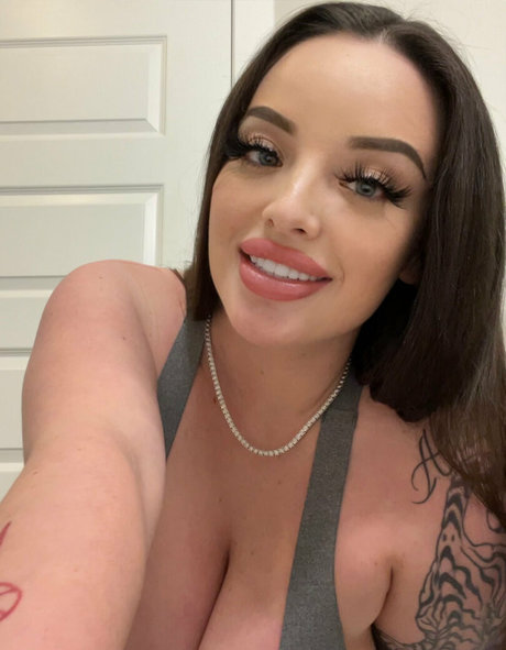 Photo nue de fuite OnlyFans de Alexawoods69