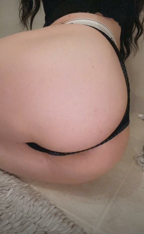 Photo nue de fuite OnlyFans de Miataysun