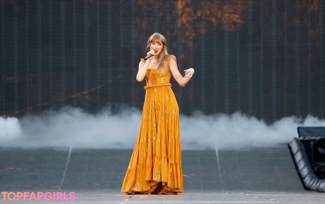 Photo nue de fuite OnlyFans de Taylor Swift #1895
