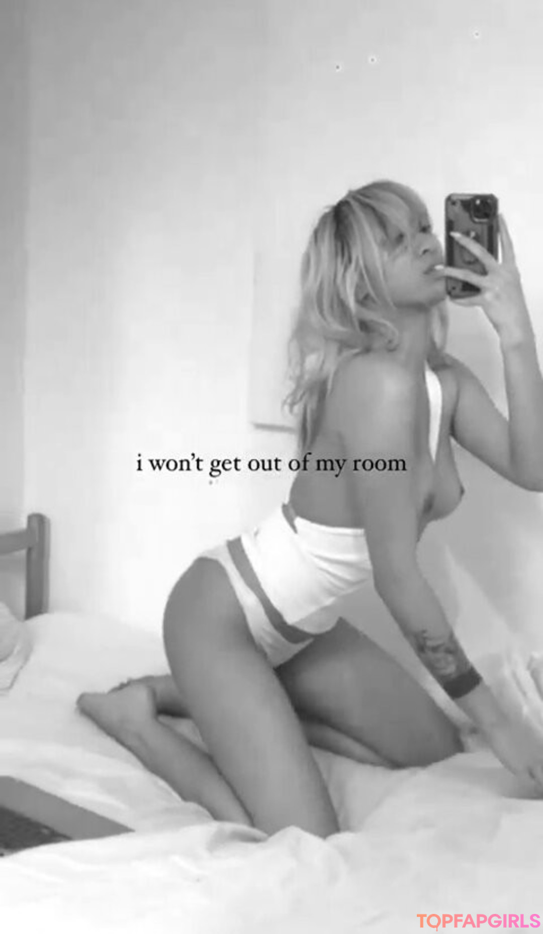 Photo nue de fuite OnlyFans de Dieu Linh Vuong #6 Photo nue de fuite OnlyFans de Dieu Linh Vuong #6