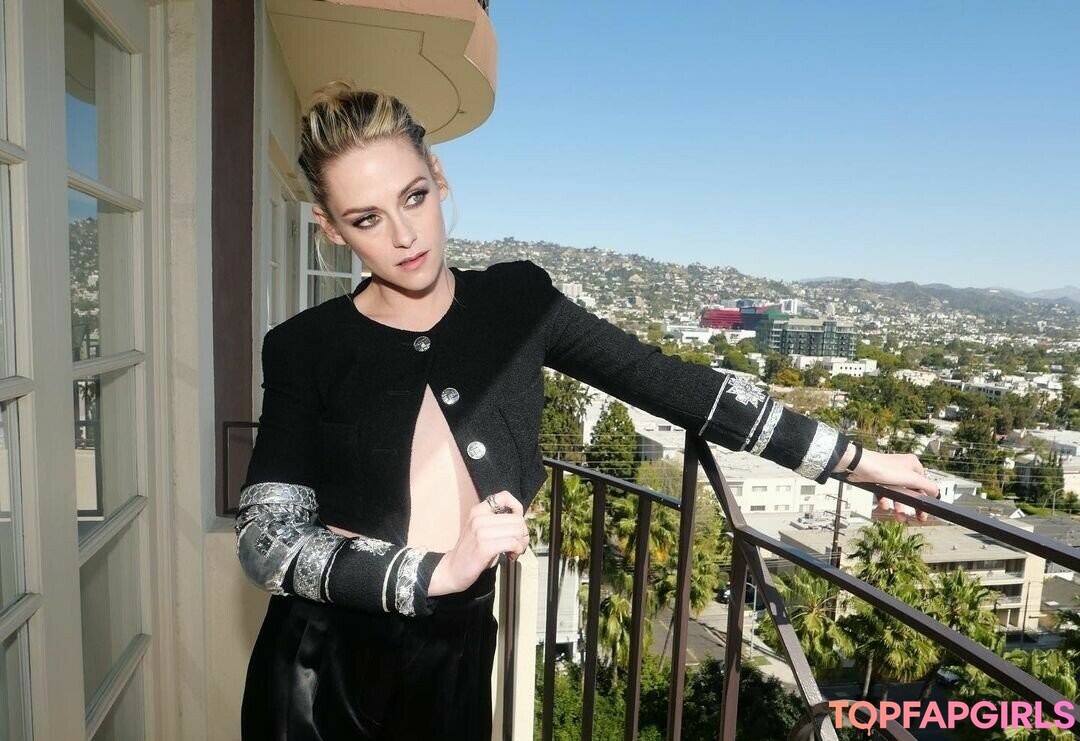 Photo nue de fuite OnlyFans de Kristen Stewart #650 Photo nue de fuite OnlyFans de Kristen Stewart #650