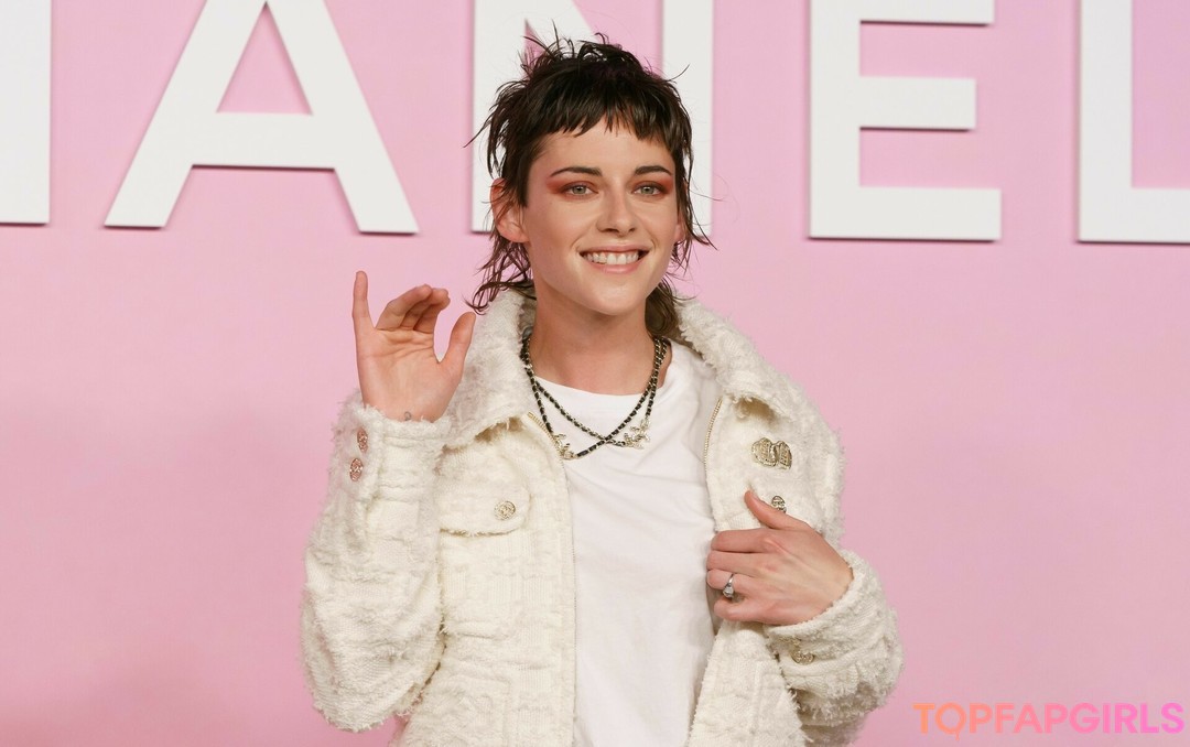 Photo nue de fuite OnlyFans de Kristen Stewart #839 Photo nue de fuite OnlyFans de Kristen Stewart #839