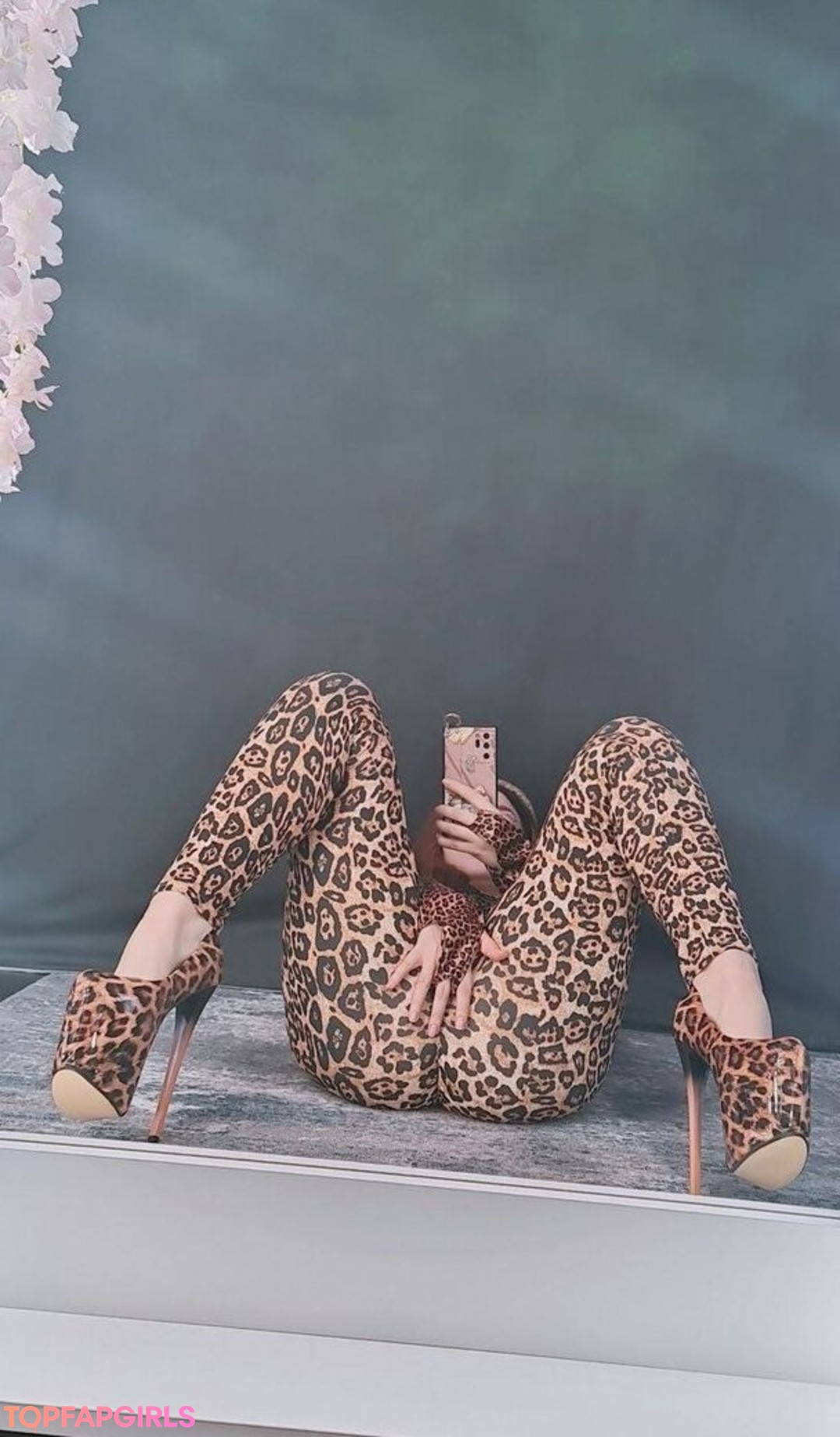 Photo nue de fuite OnlyFans de Asmr Kittyklaw #818 Photo nue de fuite OnlyFans de Asmr Kittyklaw #818