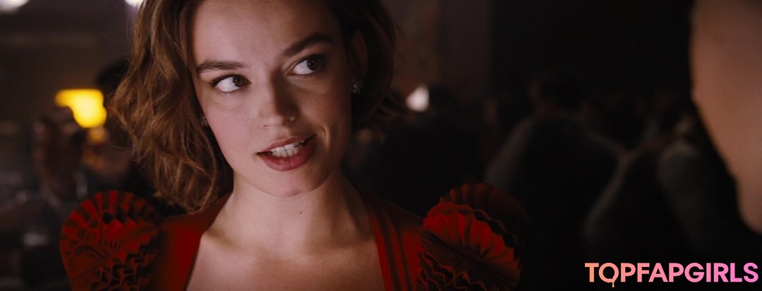 Photo nue de fuite OnlyFans de Emma Mackey #27 Photo nue de fuite OnlyFans de Emma Mackey #27