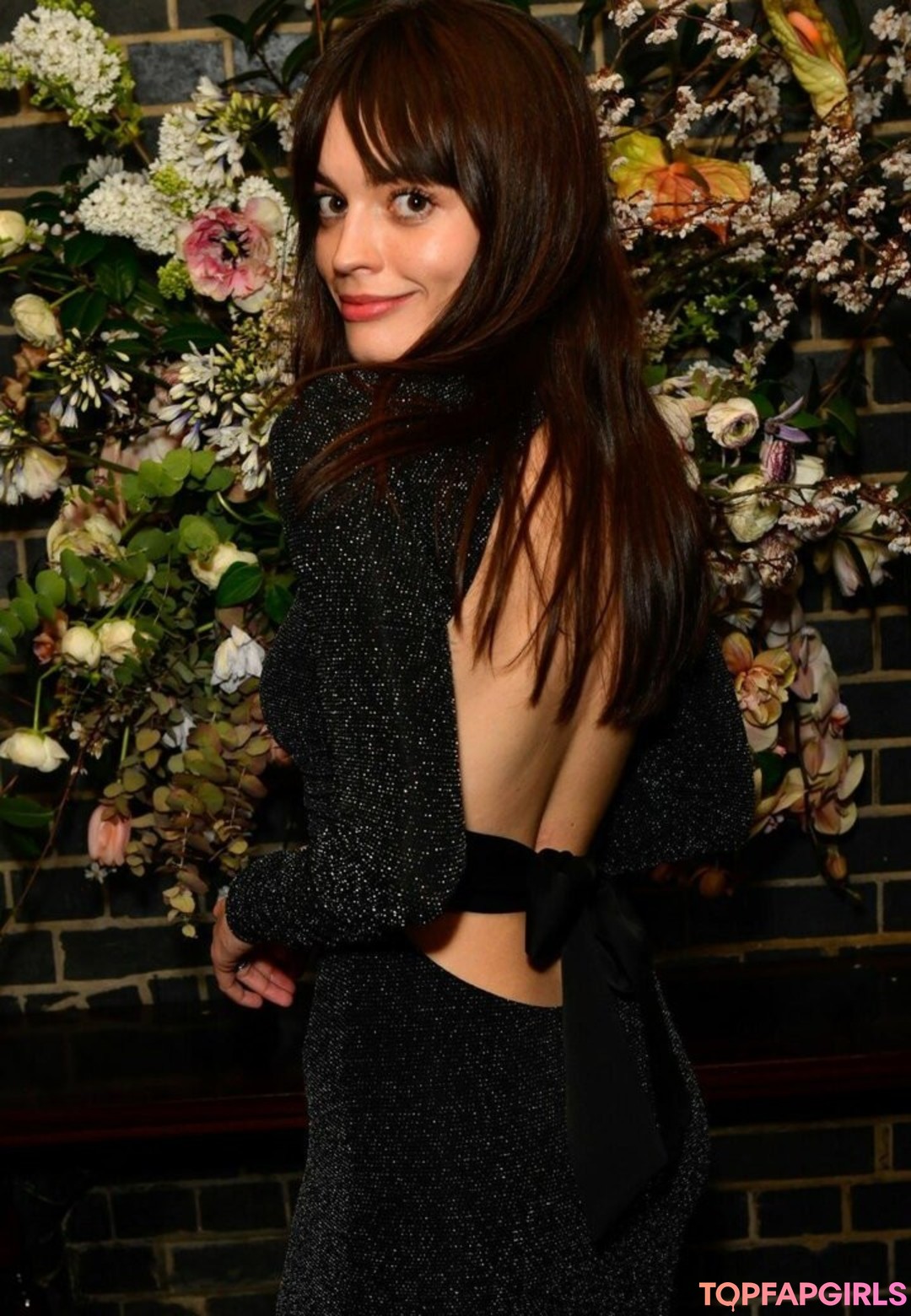 Photo nue de fuite OnlyFans de Emma Mackey #80 Photo nue de fuite OnlyFans de Emma Mackey #80