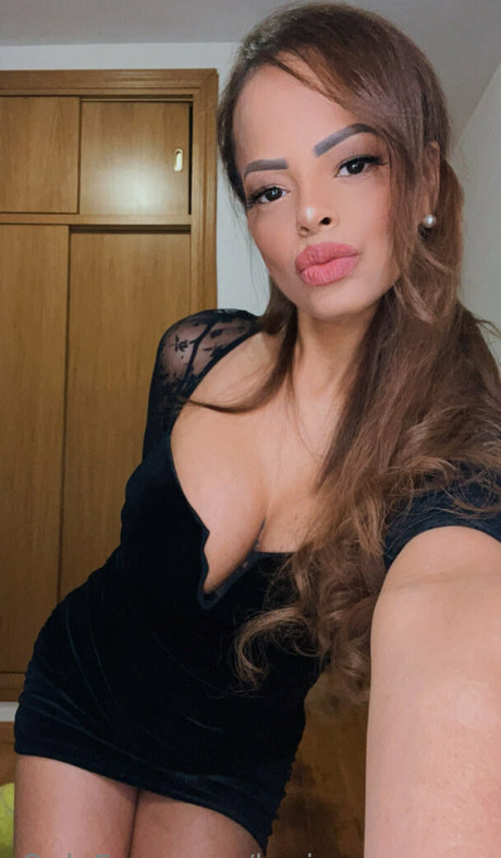 Karina_versace