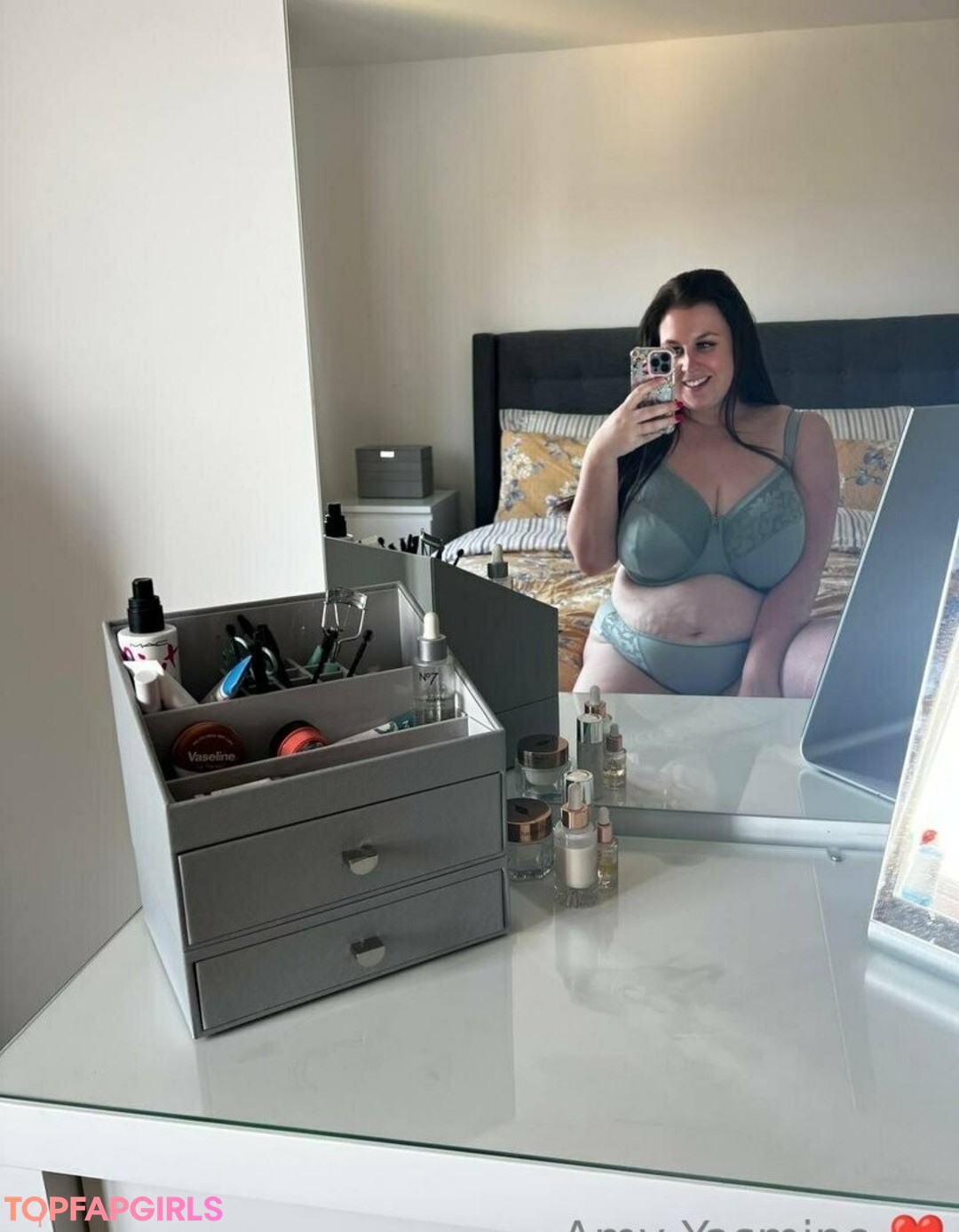 Photo nue de fuite OnlyFans de Amyyasmine #1395