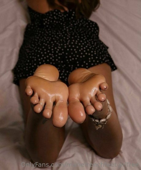 Mariefrenchfeetgirlfree