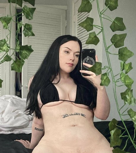 Elleliciousxxx