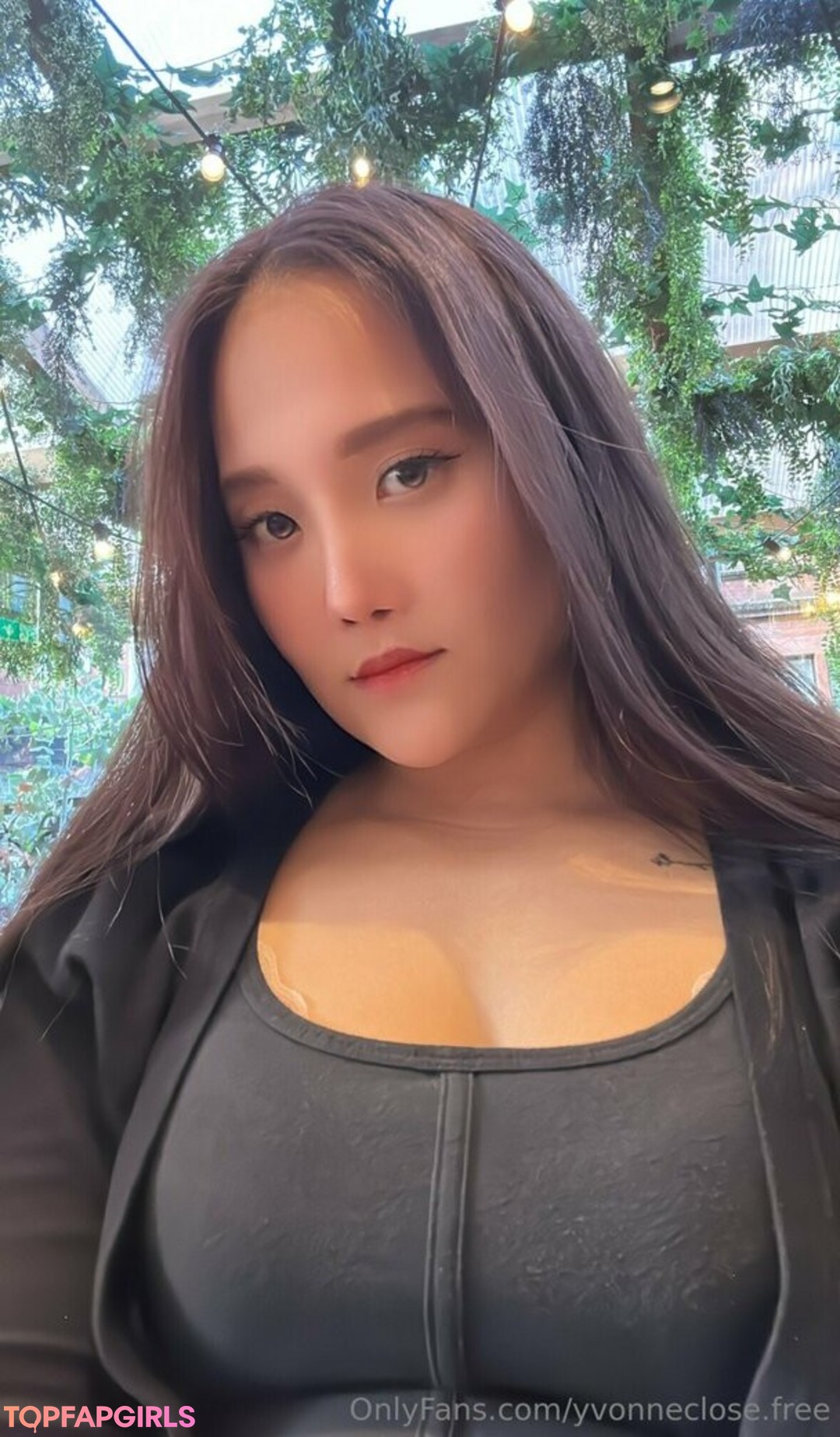 Photo nue de fuite OnlyFans de Yvonneclosefree #19 Photo nue de fuite OnlyFans de Yvonneclosefree #19