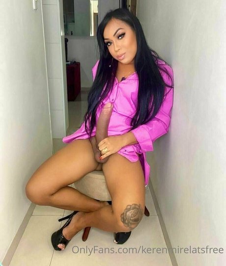 Photo nue de fuite OnlyFans de Kerenmirelatsfree