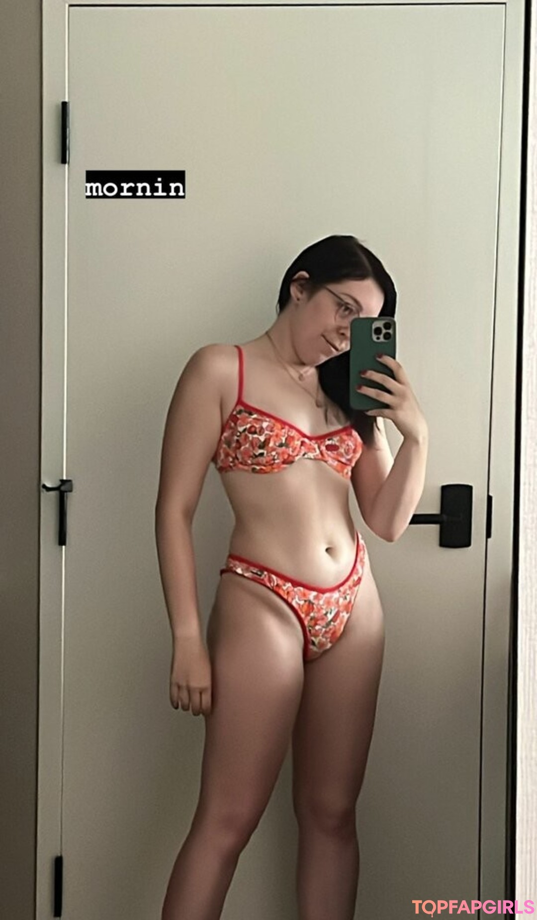 Photo nue de fuite OnlyFans de Swell Entertainment #26 Photo nue de fuite OnlyFans de Swell Entertainment #26