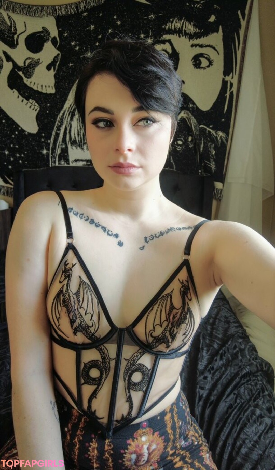 Photo nue de fuite OnlyFans de Harliantihero #48 Photo nue de fuite OnlyFans de Harliantihero #48