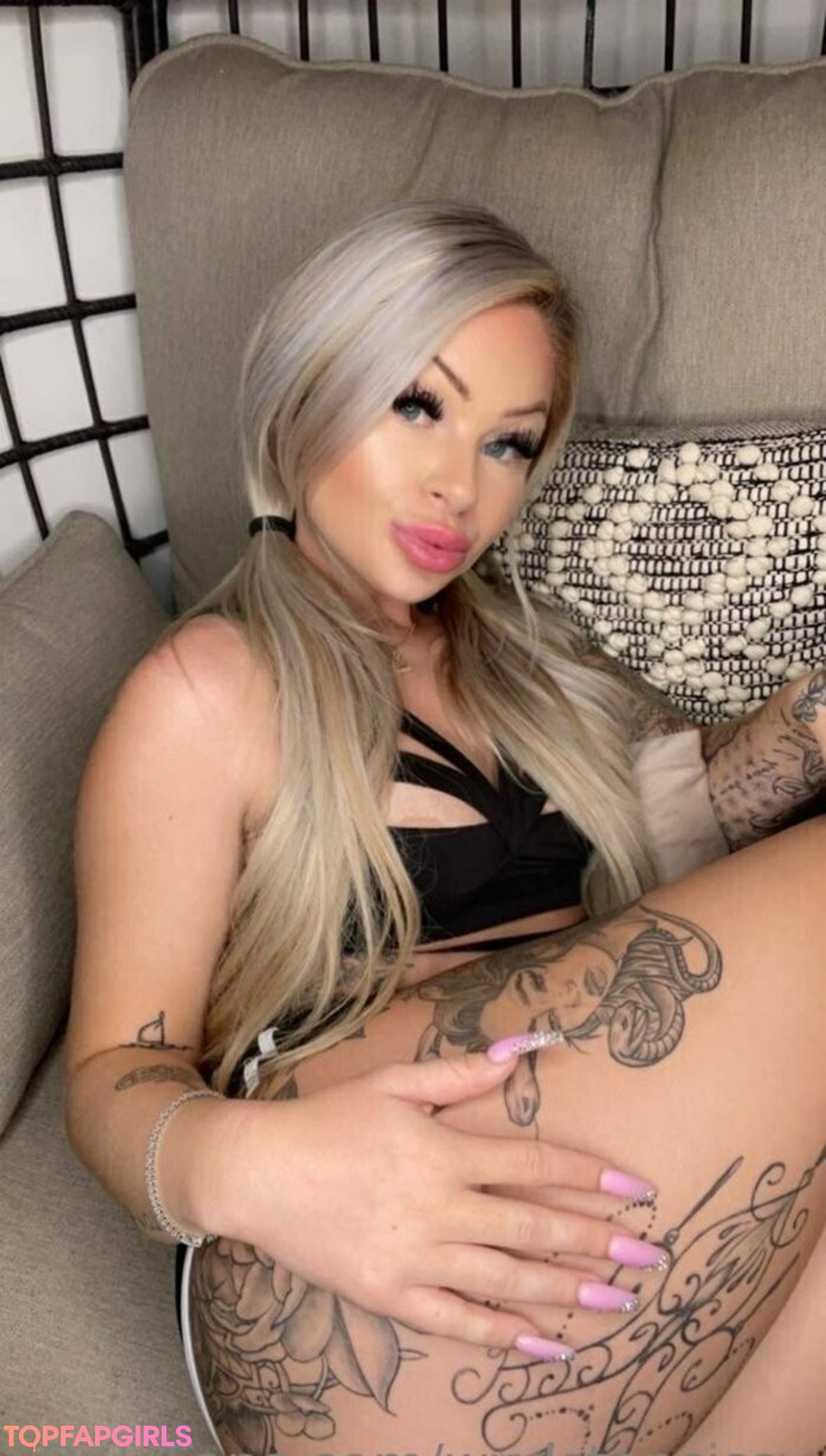 Photo nue de fuite OnlyFans de Wydstepsissy #941 Photo nue de fuite OnlyFans de Wydstepsissy #941