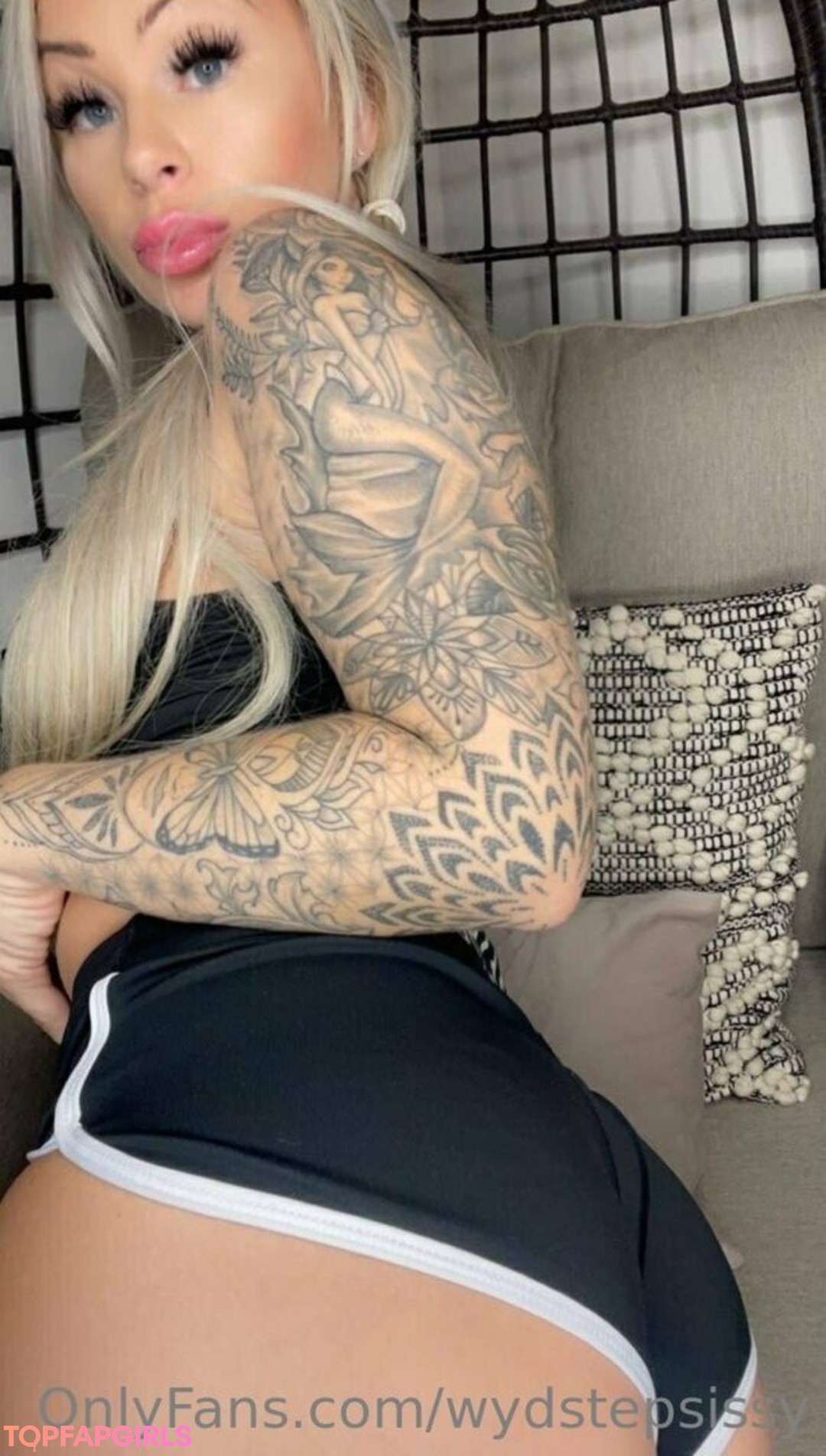 Photo nue de fuite OnlyFans de Wydstepsissy #948 Photo nue de fuite OnlyFans de Wydstepsissy #948