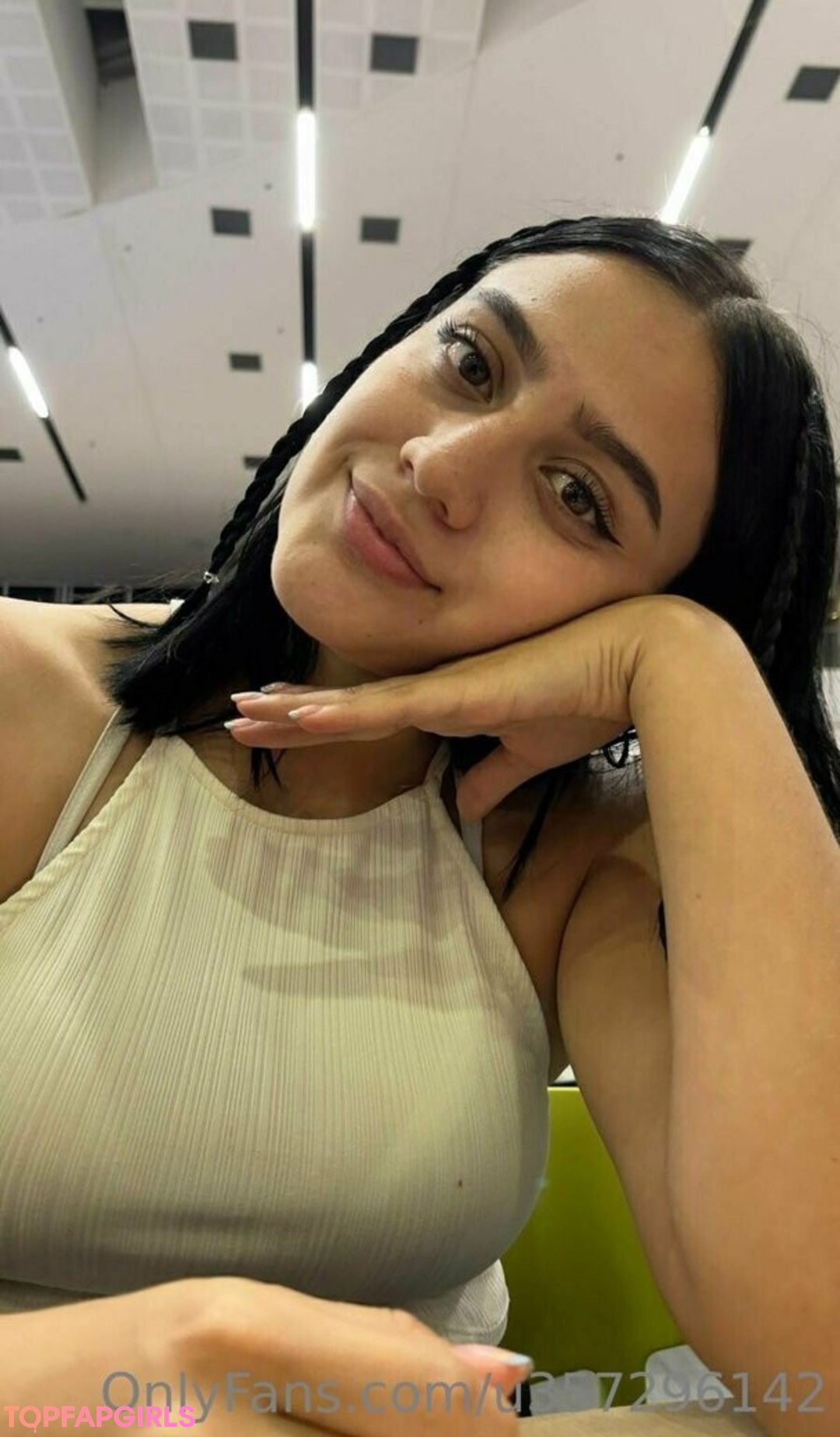 Photo nue de fuite OnlyFans de Karinafernandez #13 Photo nue de fuite OnlyFans de Karinafernandez #13