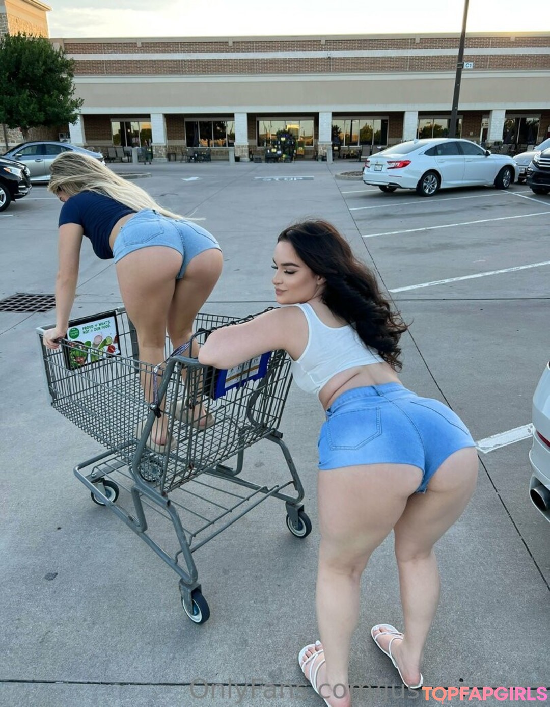 Photo nue de fuite OnlyFans de Justine2juicy #8 Photo nue de fuite OnlyFans de Justine2juicy #8