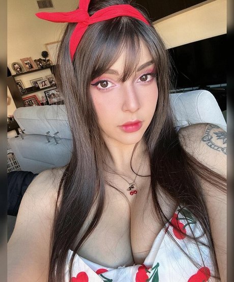Shermie Cosplay