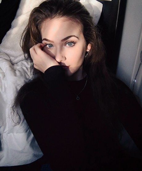 Caitlin Scott