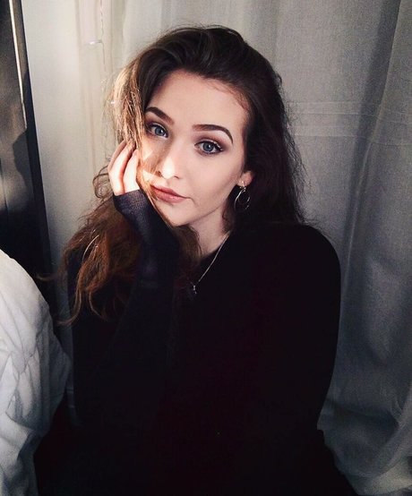 Caitlin Scott