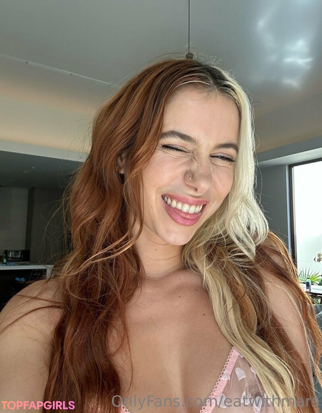 Photo nue de fuite OnlyFans de Eatwithmars #236 Photo nue de fuite OnlyFans de Eatwithmars #236