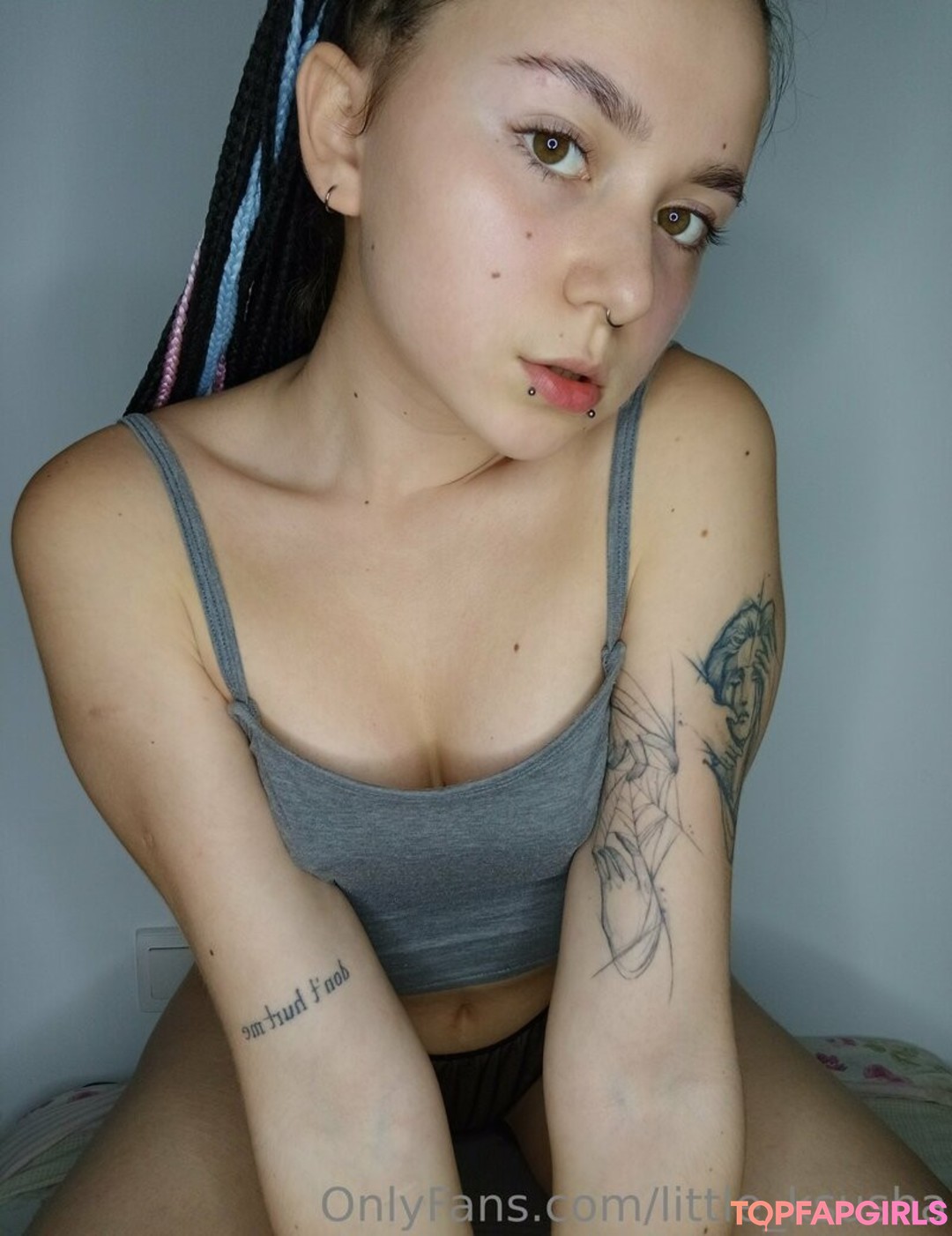 Photo nue de fuite OnlyFans de Littleksyusha #11 Photo nue de fuite OnlyFans de Littleksyusha #11