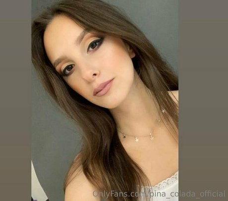 Pina_colada_official