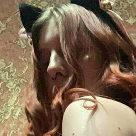 Yourfoxygirlxo