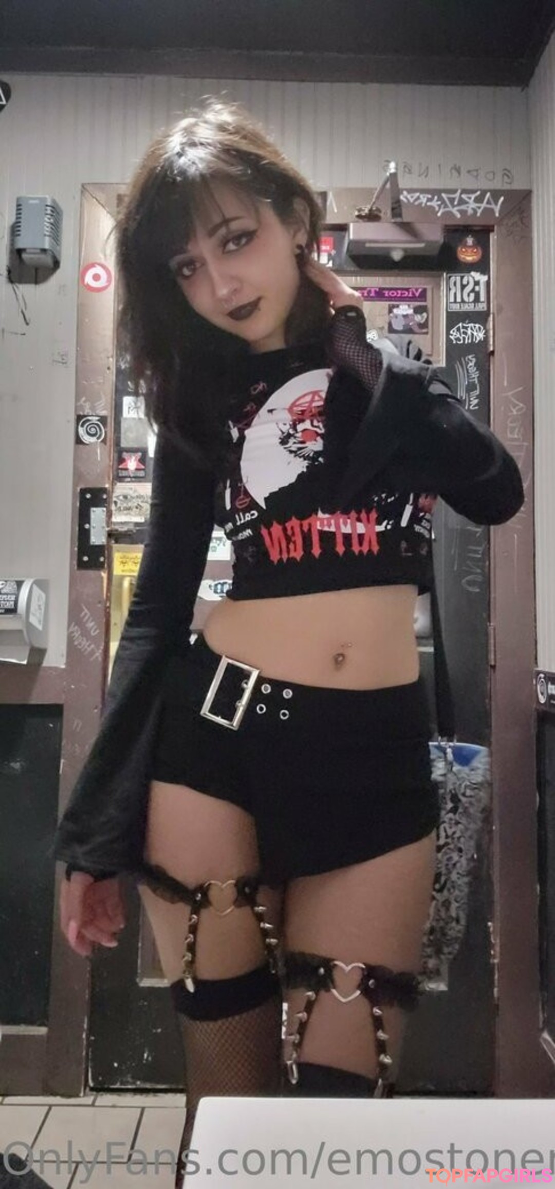 Photo nue de fuite OnlyFans de Emostonergorl #294 Photo nue de fuite OnlyFans de Emostonergorl #294