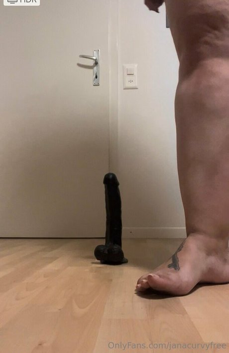 Photo nue de fuite OnlyFans de Janacurvyfree