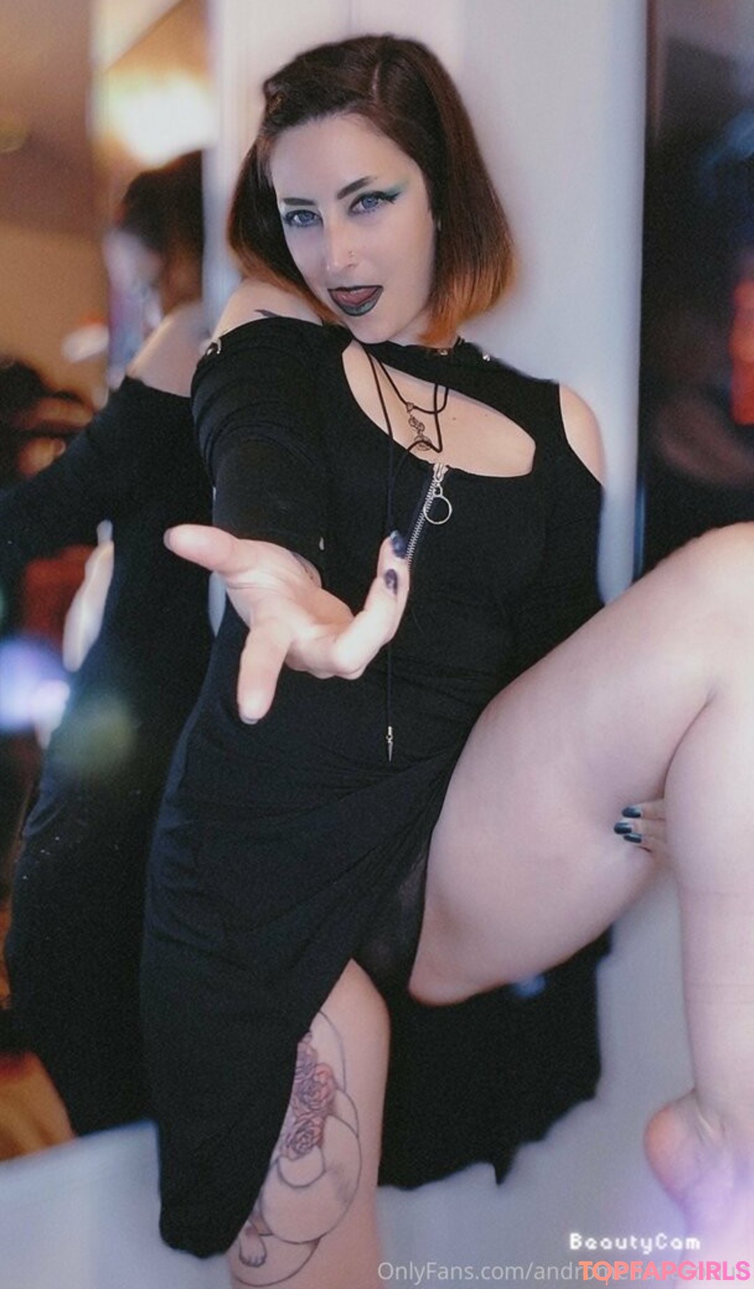 Photo nue de fuite OnlyFans de Andromedanekoclub #95 Photo nue de fuite OnlyFans de Andromedanekoclub #95