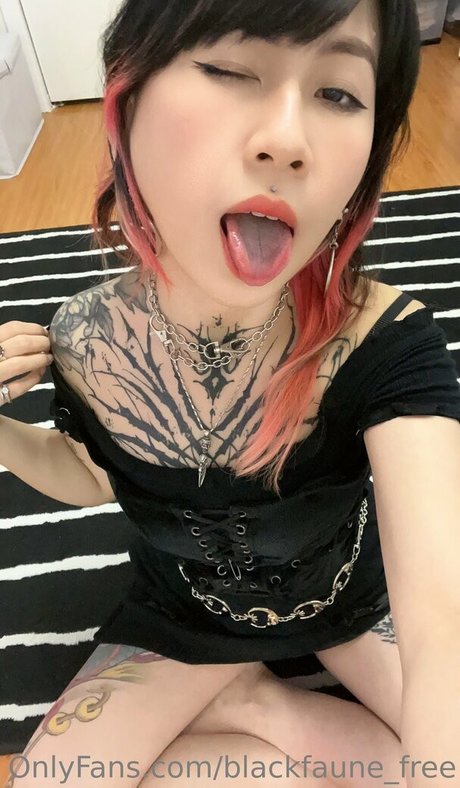 Photo nue de fuite OnlyFans de Alexafawnfree