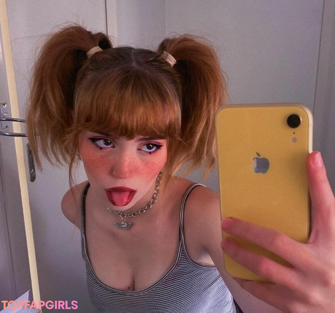 Photo nue de fuite OnlyFans de Mia Rodriguez #23 Photo nue de fuite OnlyFans de Mia Rodriguez #23