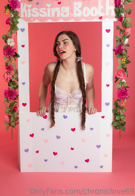 Chroniclove