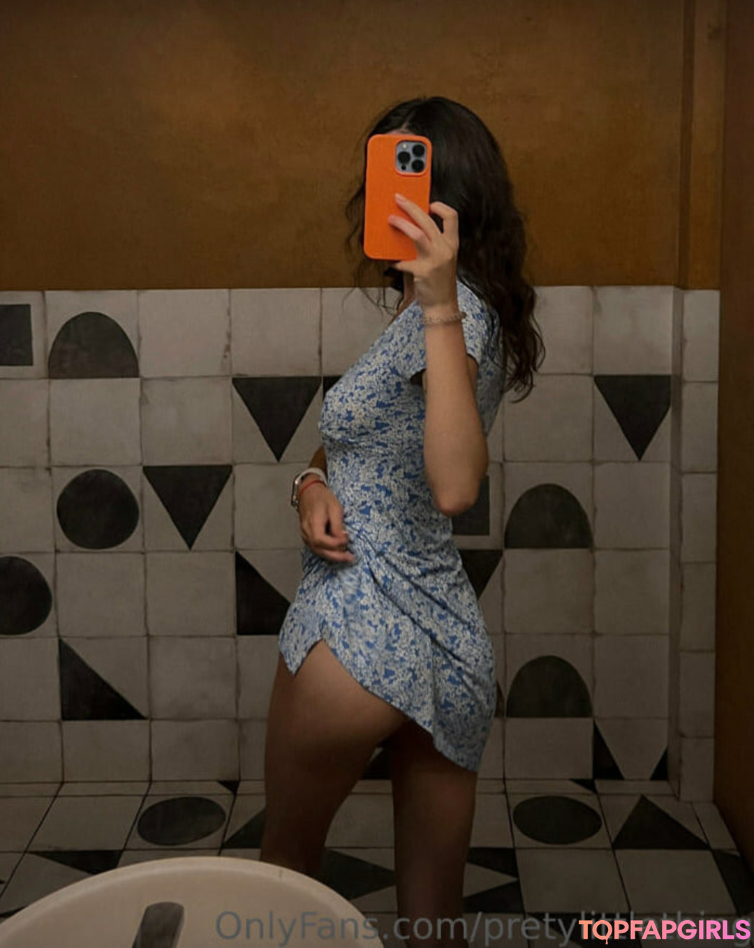 Photo nue de fuite OnlyFans de Pretylittlething #19 Photo nue de fuite OnlyFans de Pretylittlething #19