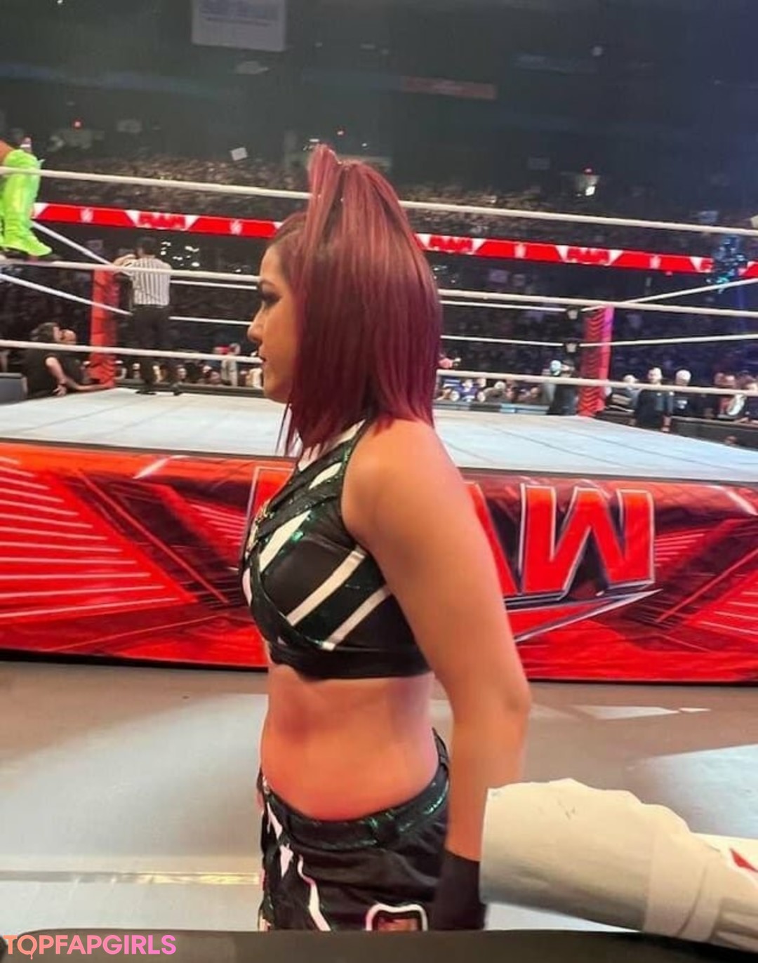 Photo nue de fuite OnlyFans de Bayley #413 Photo nue de fuite OnlyFans de Bayley #413